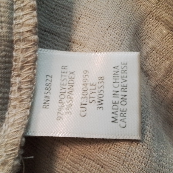 Max Studio NWOT top, size 1X - Picture 7 of 7